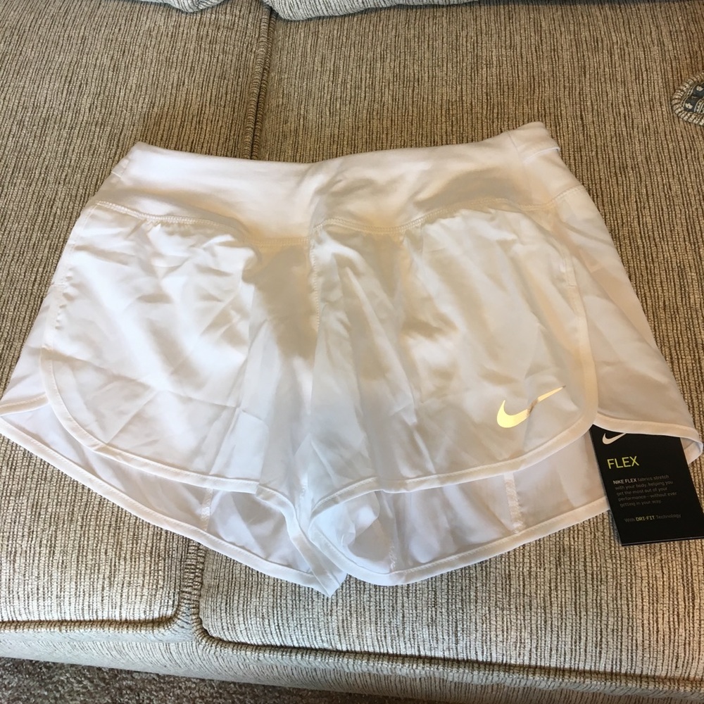 Nike Flex Dri Fit shorts -White